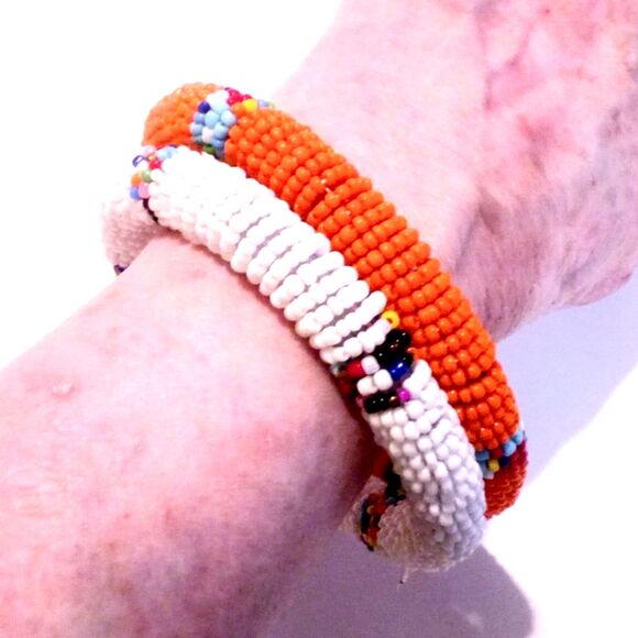 Pair of Wrapped Seed Bead Bangle Bracelets in Orange and White - Picture 3 of 4